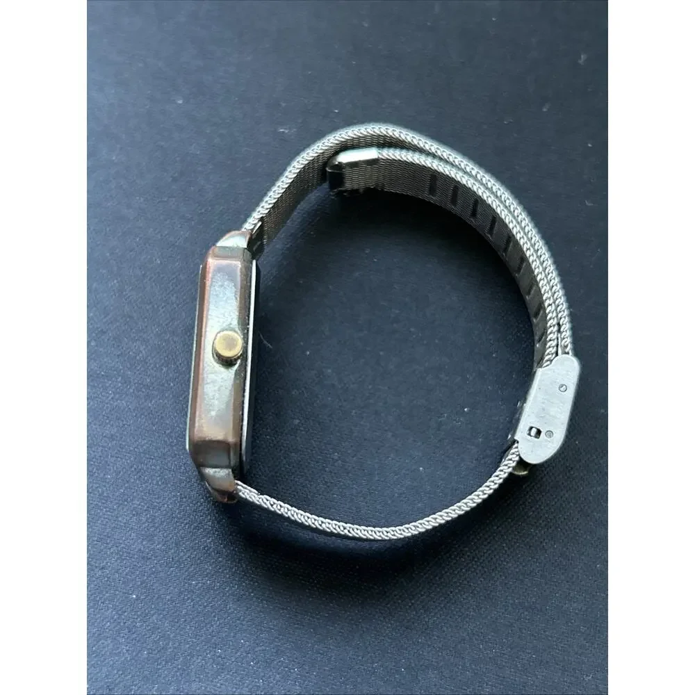 Unbranded this stylish